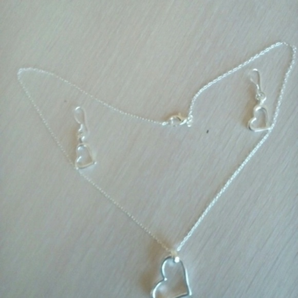 .925 hearts necklace and earrings - Picture 2 of 2